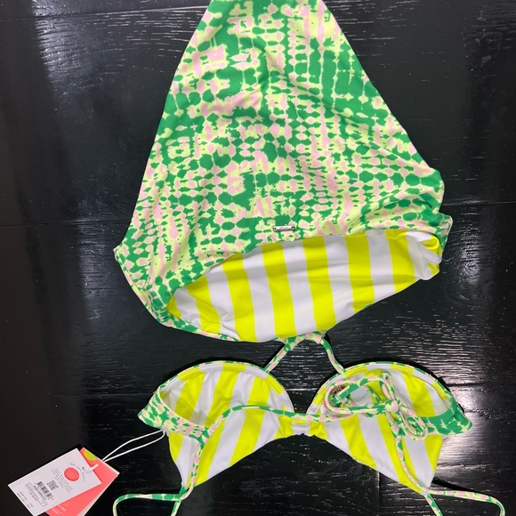 Maaji Minimizing Reversible Green Bikini - Picture 6 of 10